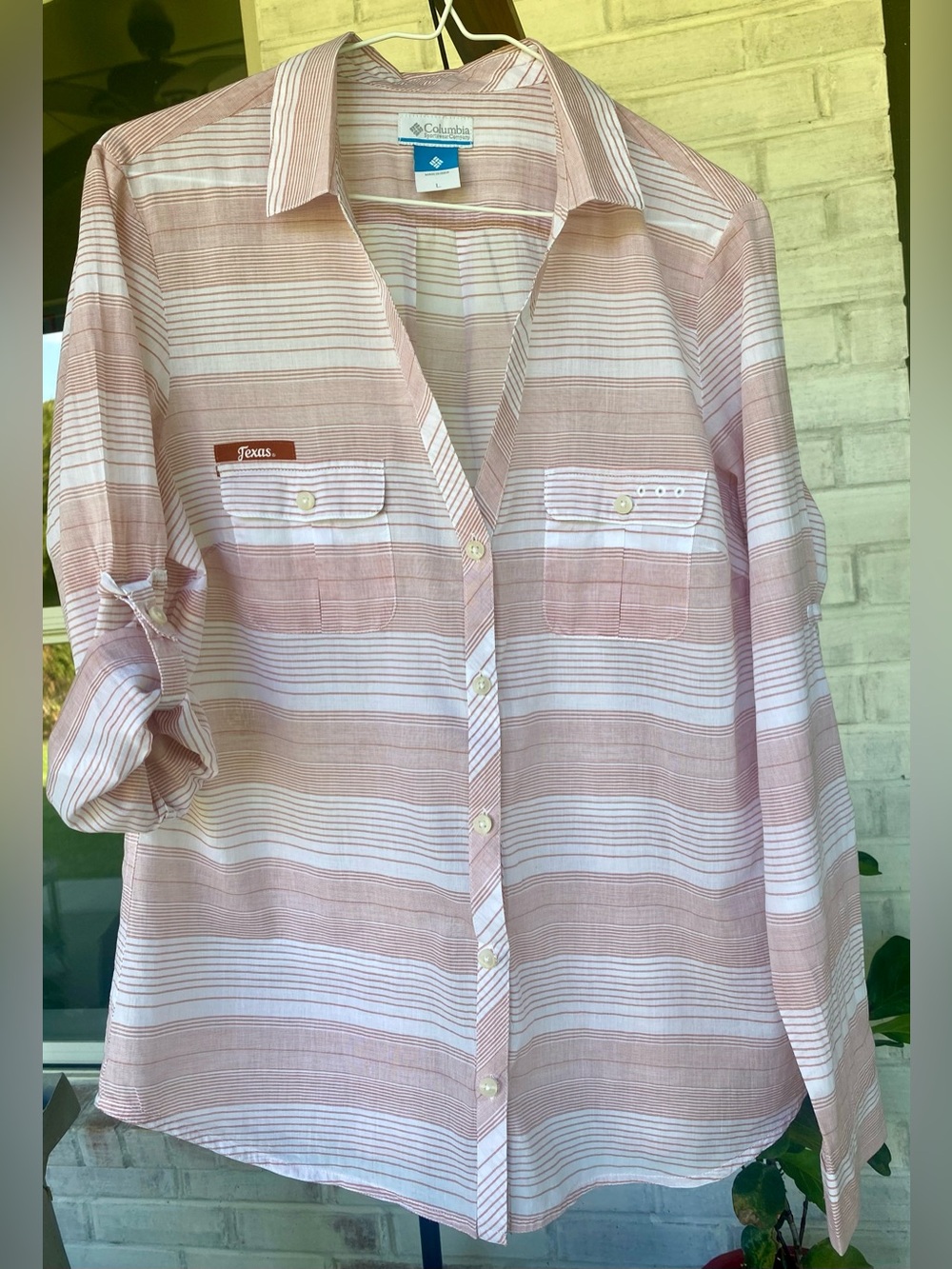 Texas Longhorns Columbia PFG Women’s Lightweight Cotton Button-Down Shirt